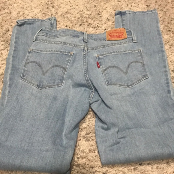 Levi Jeans - Picture 3 of 5